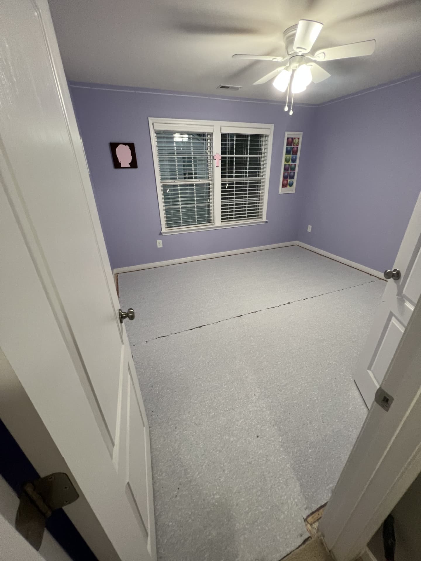 Bedroom floor prepared for carpet installation